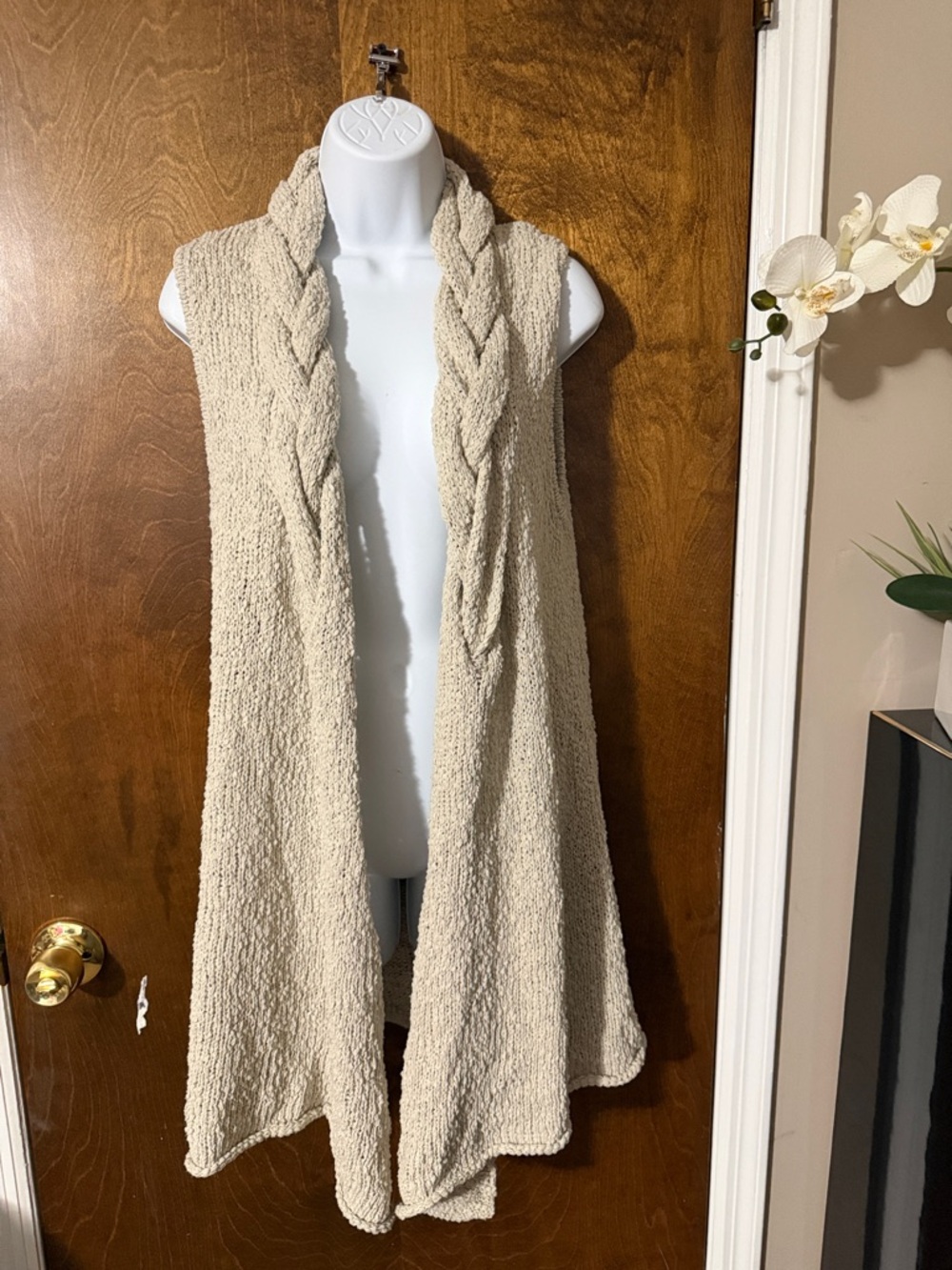 Adrienne Vittadini Cream Knit Open Front Cable-Trim Vest